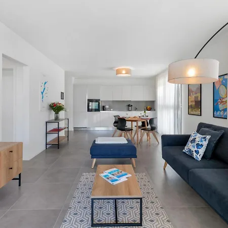 Loctowers A4-3-1 By Interhome Appartement *