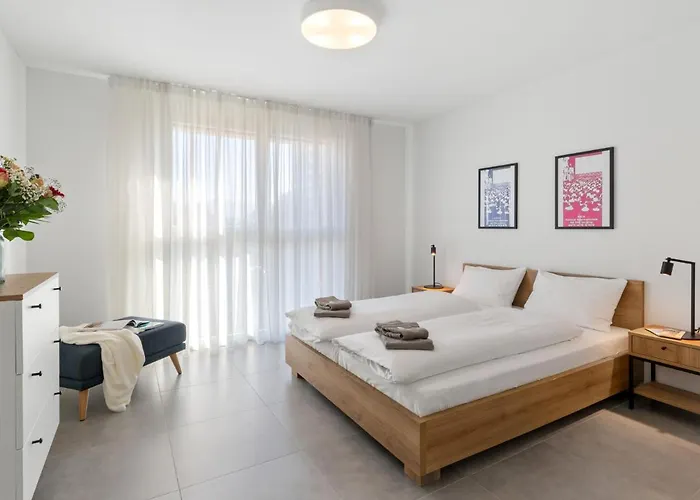 Loctowers A4-3-1 By Interhome * 로카르노