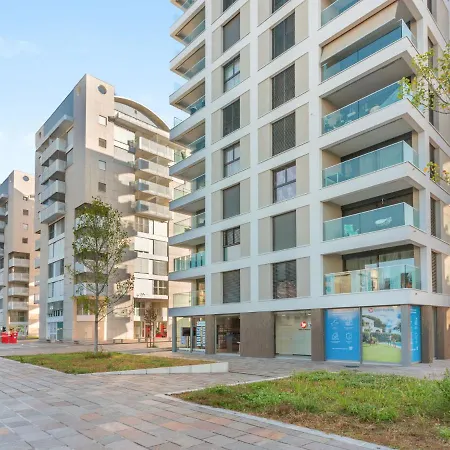 Apartamento Loctowers A4-3-1 By Interhome